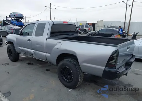 2015 Toyota Tacoma из США, поврежденный, VIN 5TFTX4CN2FX061728